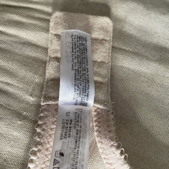 Wacoal Tan Floral Lace Unlined Underwire Awareness Bra 85567 Size 36C - Picture 6 of 6